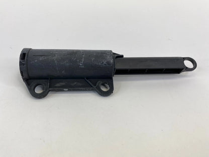 2003-2008 TOYOTA COROLLA 2004-2009 MATRIX GLOVE BOX DAMPER STOPPER CHECK STRAP