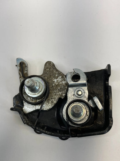 2009-2014 VW VOLKSWAGEN ROUTAN REAR LEFT SLIDING DOOR HOLD OPEN LOCK LATCH OEM