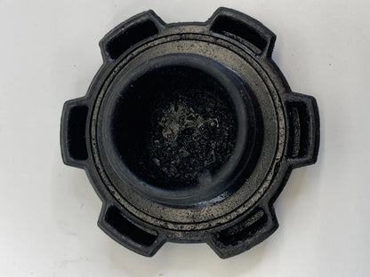 1998-2005 TOYOTA CELICA 00-08 TUNDRA 1.8L L4 ENGINE OIL FILLER FLUID CAP COVER