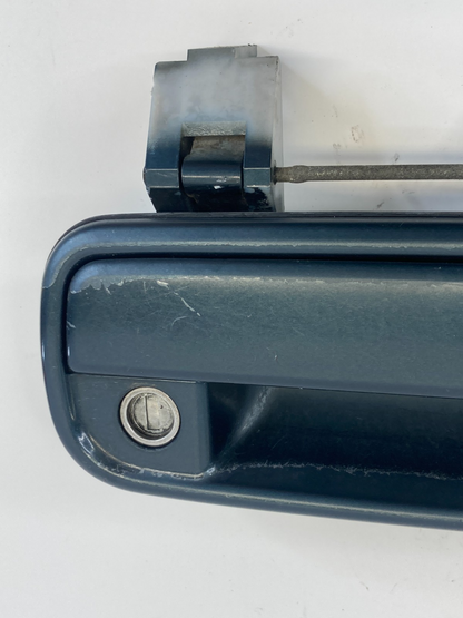 98 99 00 01 02 Toyota 4Runner Front Right Passenger Side Exterior Door Handle