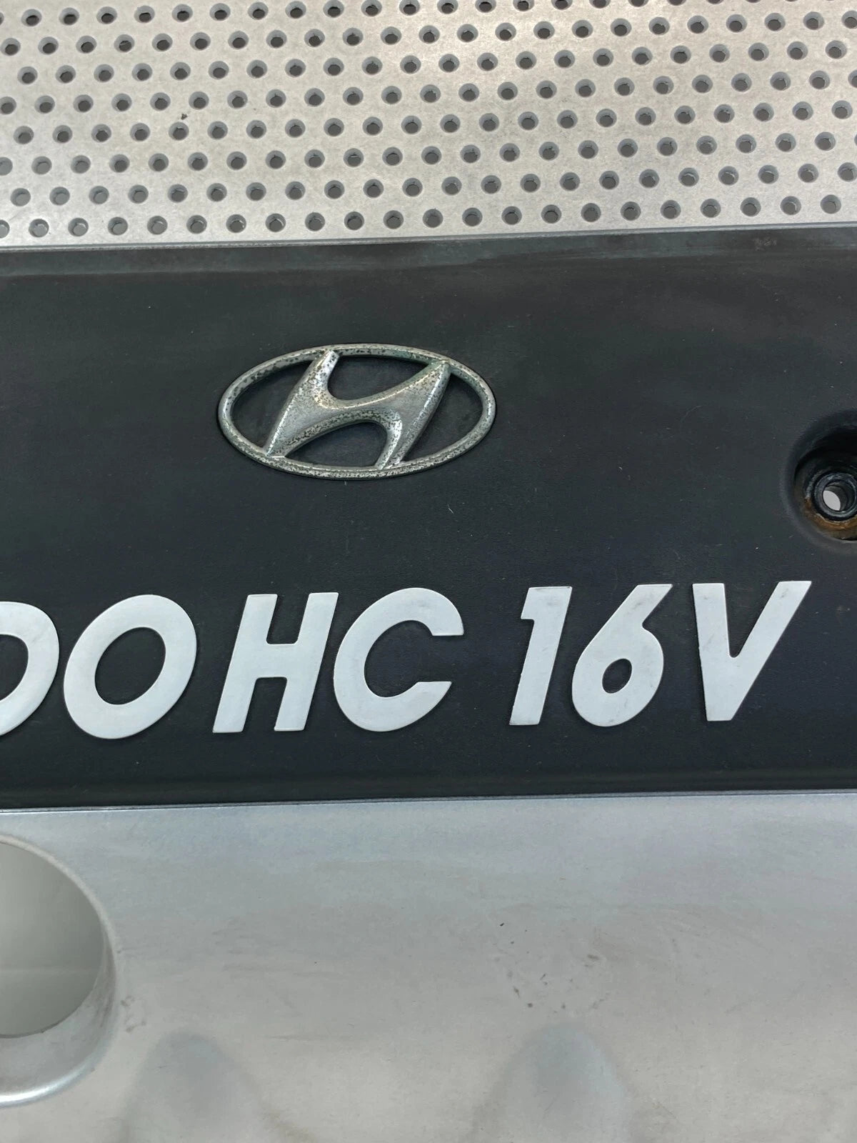 2005-2007 HYUNDAI SONATA ENGINE APPEARANCE COVER CAP TRIM PANEL 29240-25020 OEM