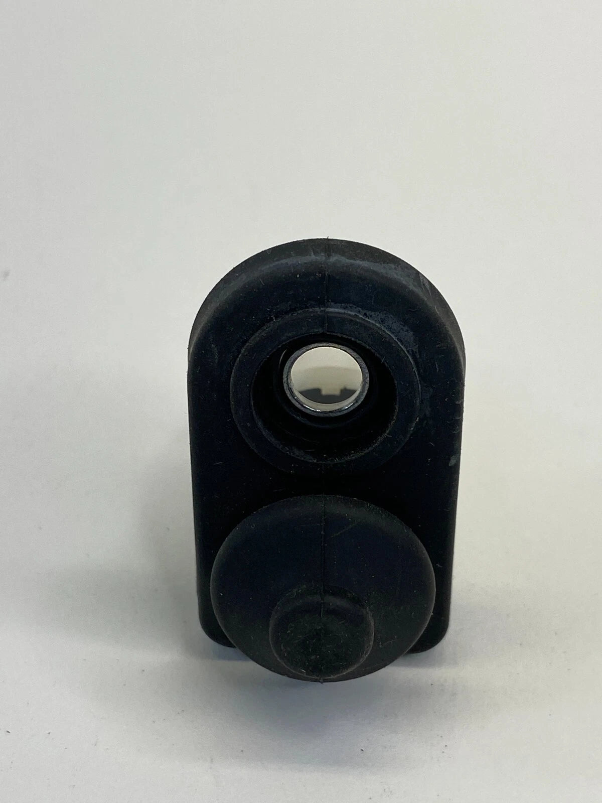 2007-2015 HYUNDAI SONATA 06-17 AZERA REAR RIGHT DOOR JAMB AJAR SWITCH SENSOR OEM