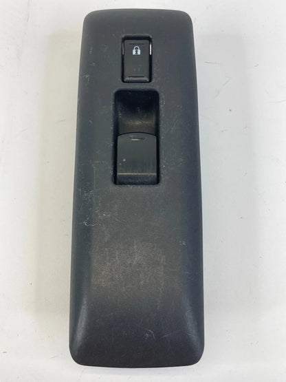 2008-2013 NISSAN ROGUE FRONT RIGHT DOOR POWER WINDOW SWITCH 80960-JM00A OEM