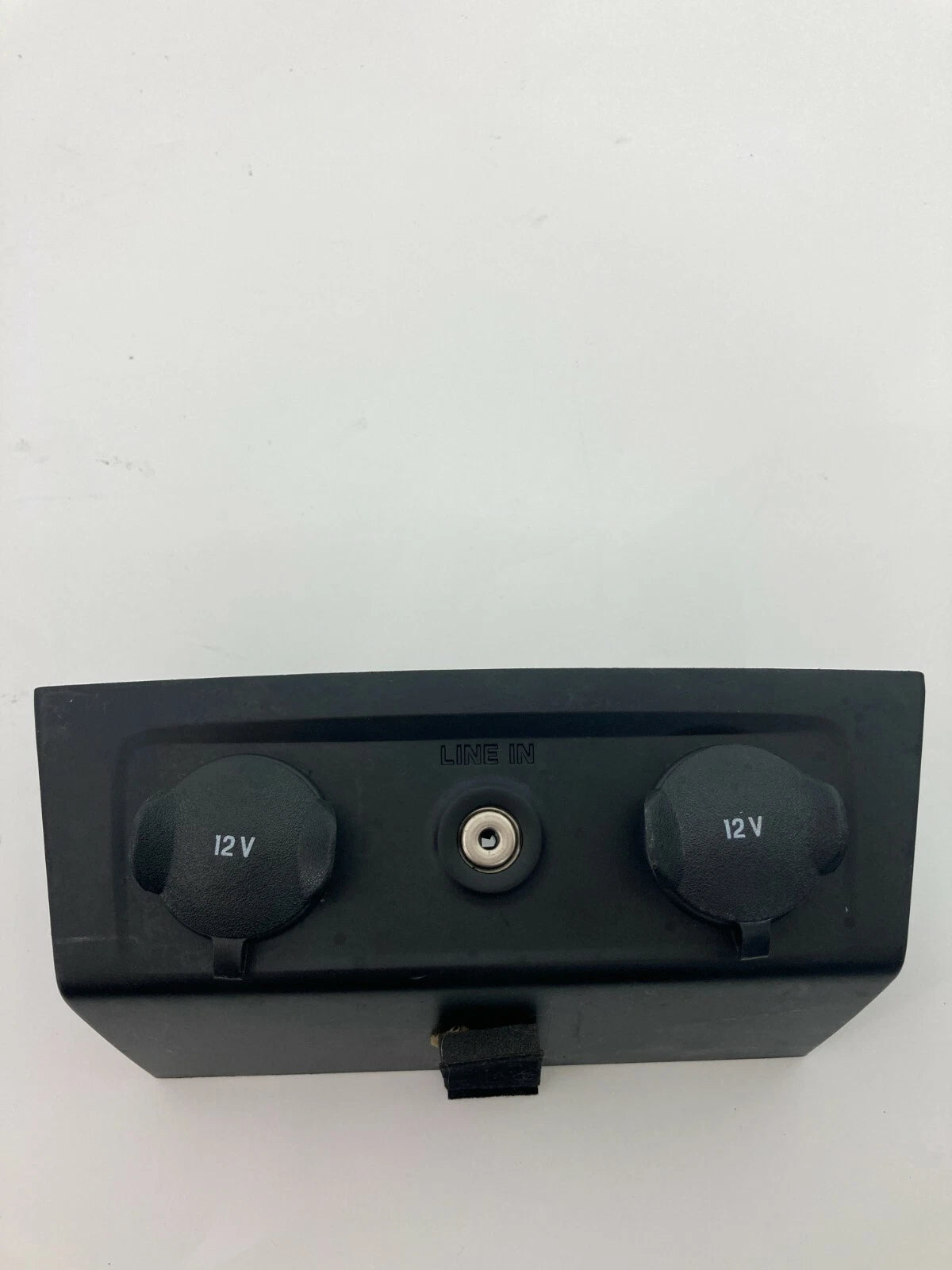 2008 2009 2010 2011 FORD FOCUS FRONT CENTER DASH DUAL 12V PLUGS POWER OUTLETS