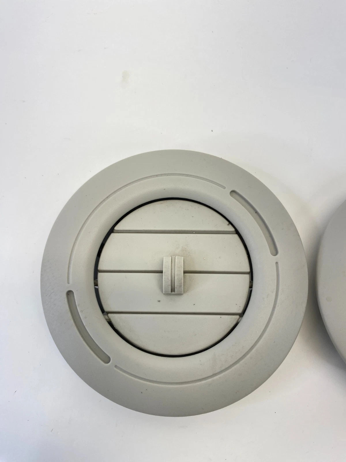 2011-2020 DODGE GRAND CARAVAN REAR ROOF HEADLINER AC AIR VENT DUCT LOUVER OEM