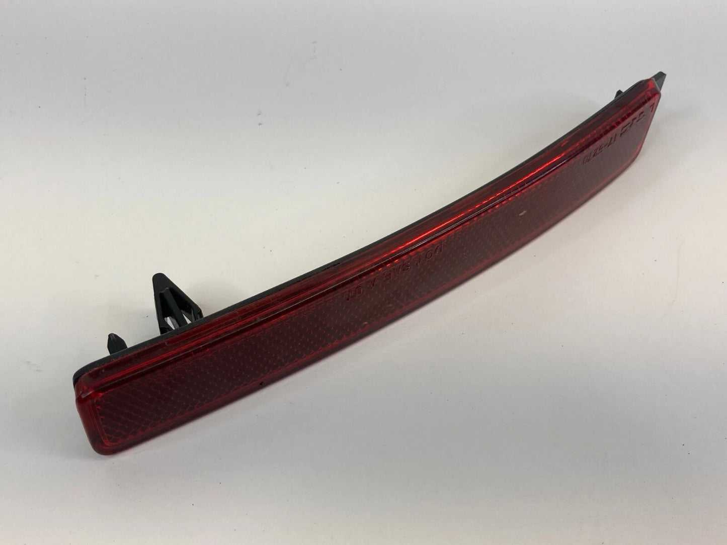 2009-2012 CHEVROLET TRAVERSE REAR BUMPER LEFT SIDE REFLECTOR LAMP TRIM 02101710