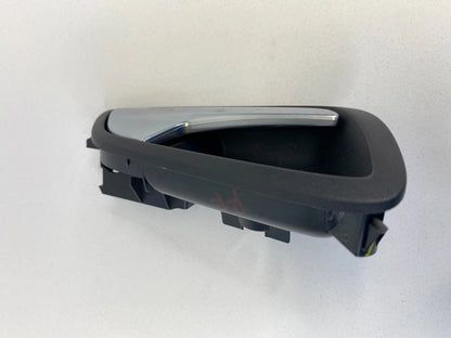 2012-2018 FORD FOCUS REAR RIGHT SIDE INNER DOOR HANDLE AM51-U22600-BEW OEM