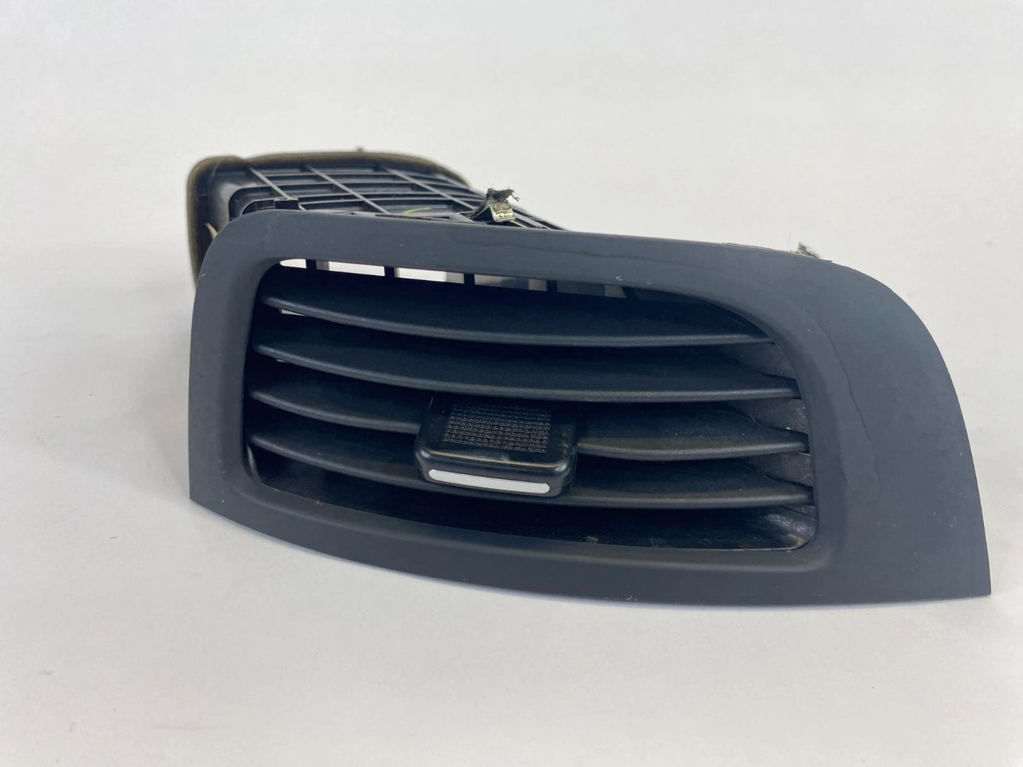 2010-2013 KIA FORTE DASH CENTER RIGHT PASSENGER A/C AIR VENT GRILLE OUTLET OEM
