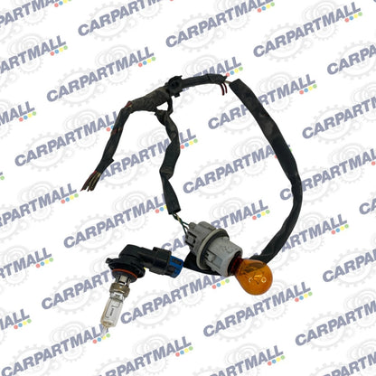 2003 2004 TOYOTA COROLLA FRONT RIGHT SIDE HEADLIGHT HEADLAMP WIRE SOCKET OEM