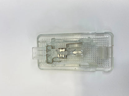 03-12 LAND ROVER RANGE ROVER INTERIOR FOOTWELL COURTESY LIGHT LAMP 63318382358
