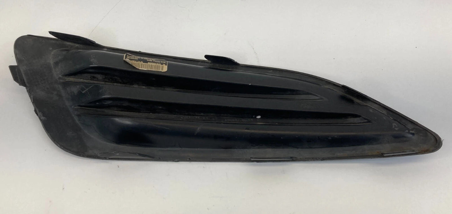 2014-2019 FORD FIESTA FRONT LEFT DRIVER FOG LIGHT COVER BEZEL D2BB-15A222-BAW