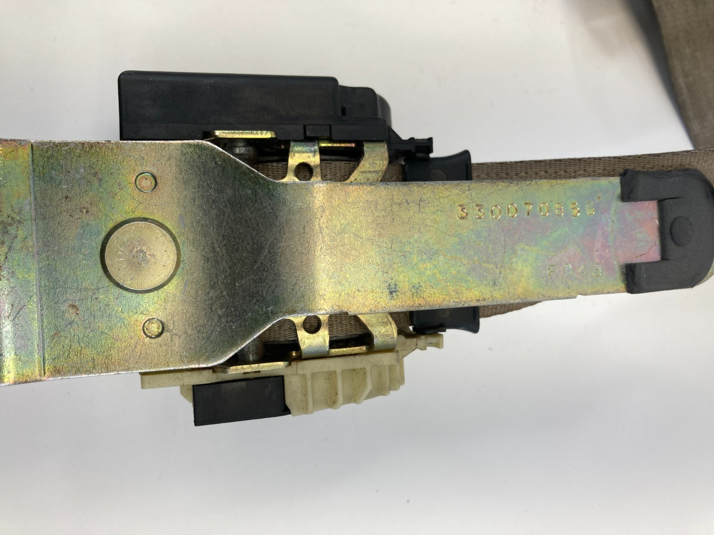 2003-2006 Lincoln Navigator Front Right Passenger Seat Belt Retractor Assembly