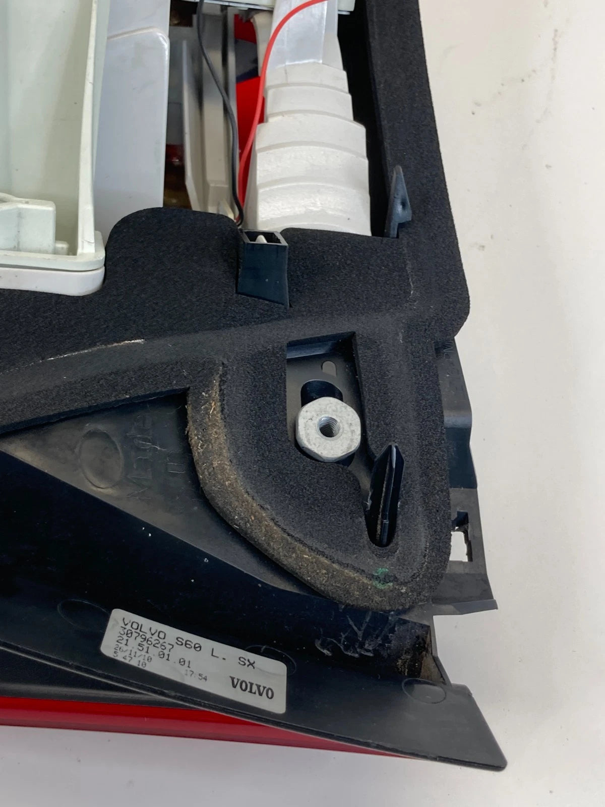 11-18 Volvo S60 Sedan Left Driver Tail Light Outer Quarter Taillight 30796267