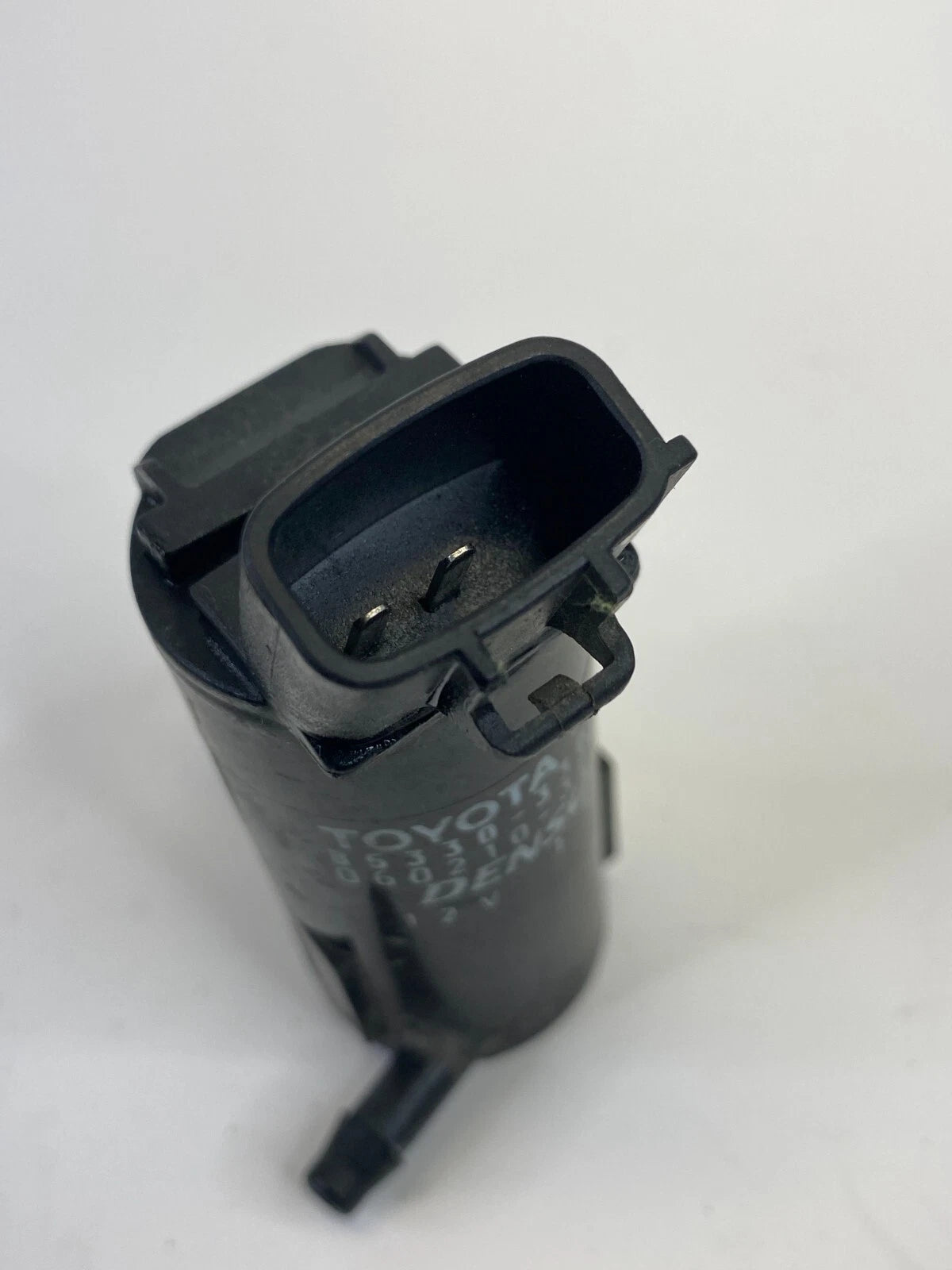 1993-2005 LEXUS GS300 01-05 GS430 WINDSHIELD WASHER PUMP MOTOR 85330-33020 OEM
