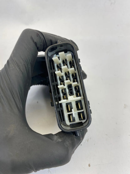 09 10 LEXUS IS250 IS350 FRONT LEFT HEADLIGHT WIRE HARNESS CONNECTOR SOCKET OEM