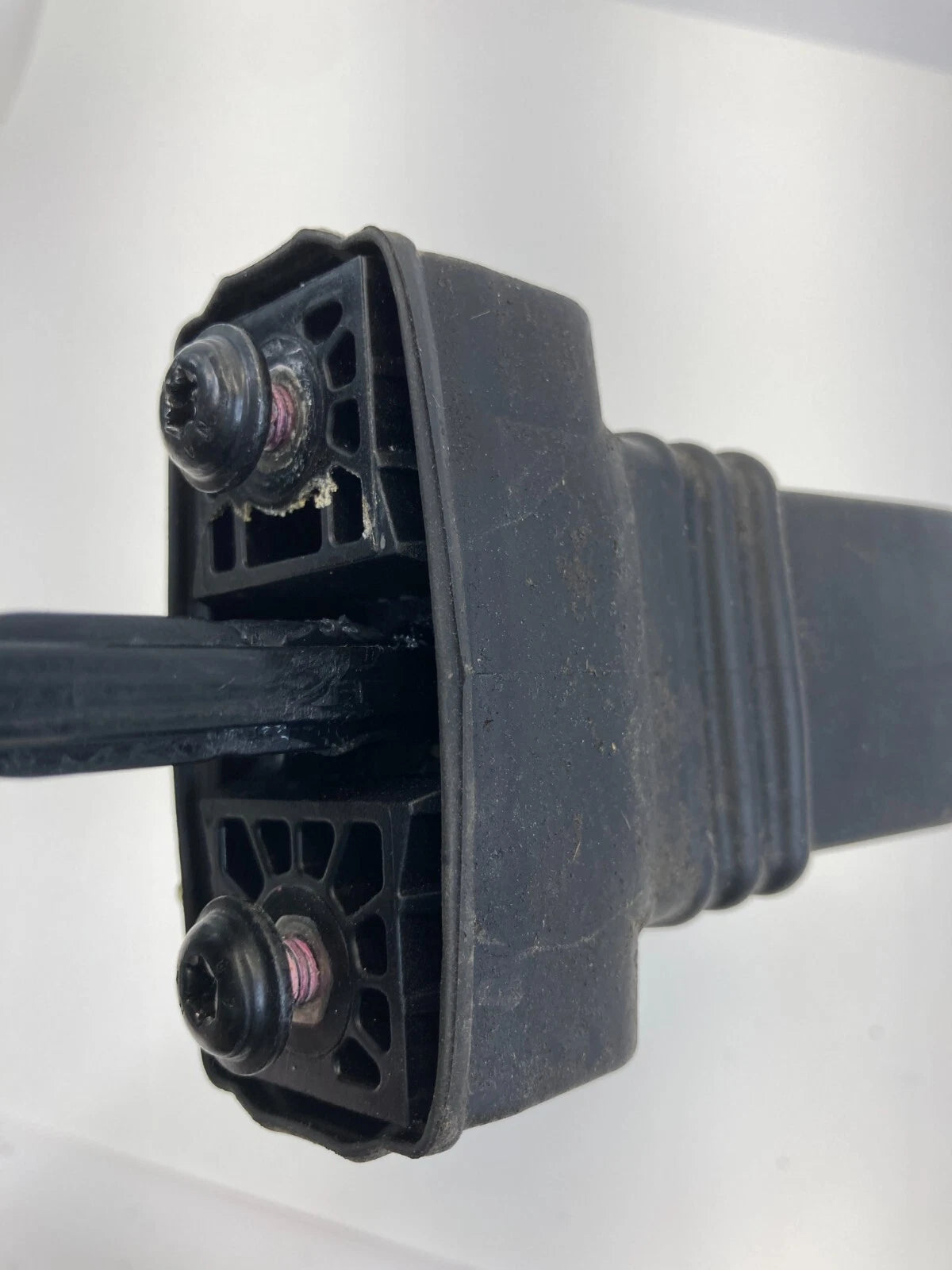 09-16 AUDI A4 QUATTRO REAR RIGHT SIDE DOOR CHECK STOP STOPPER DETENT 8K0839267B