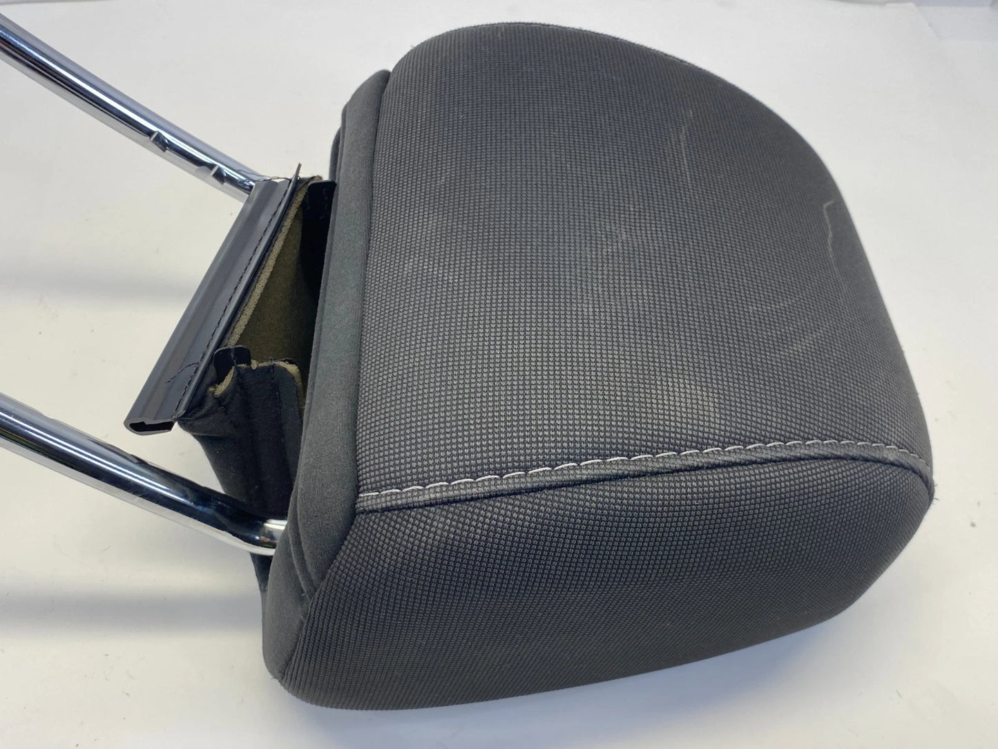 2012-2014 FORD FOCUS FRONT LEFT DRIVER SIDE SEAT HEADREST HEAD REST CLOTH GRAY