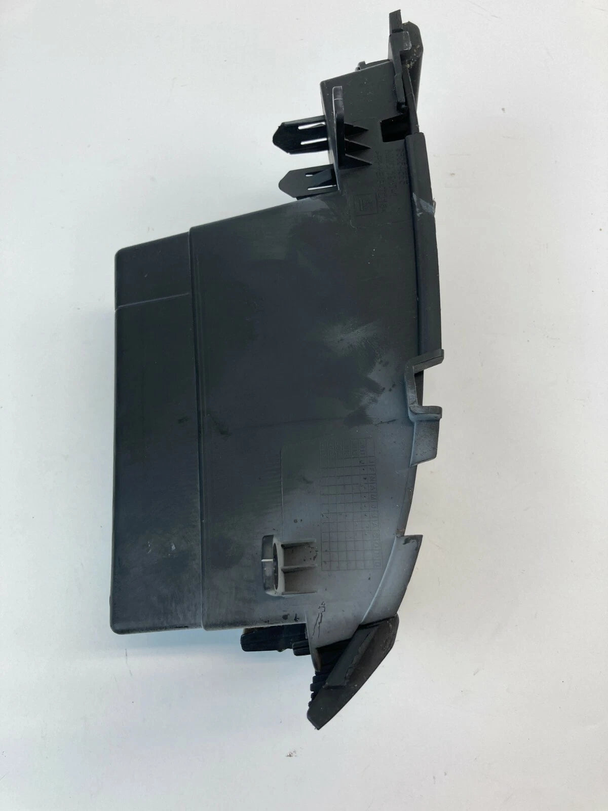 2012 2013 CHEVROLET SONIC LEFT STORAGE COMPARTMENT BOX PLATE TRIM PANEL 95952559