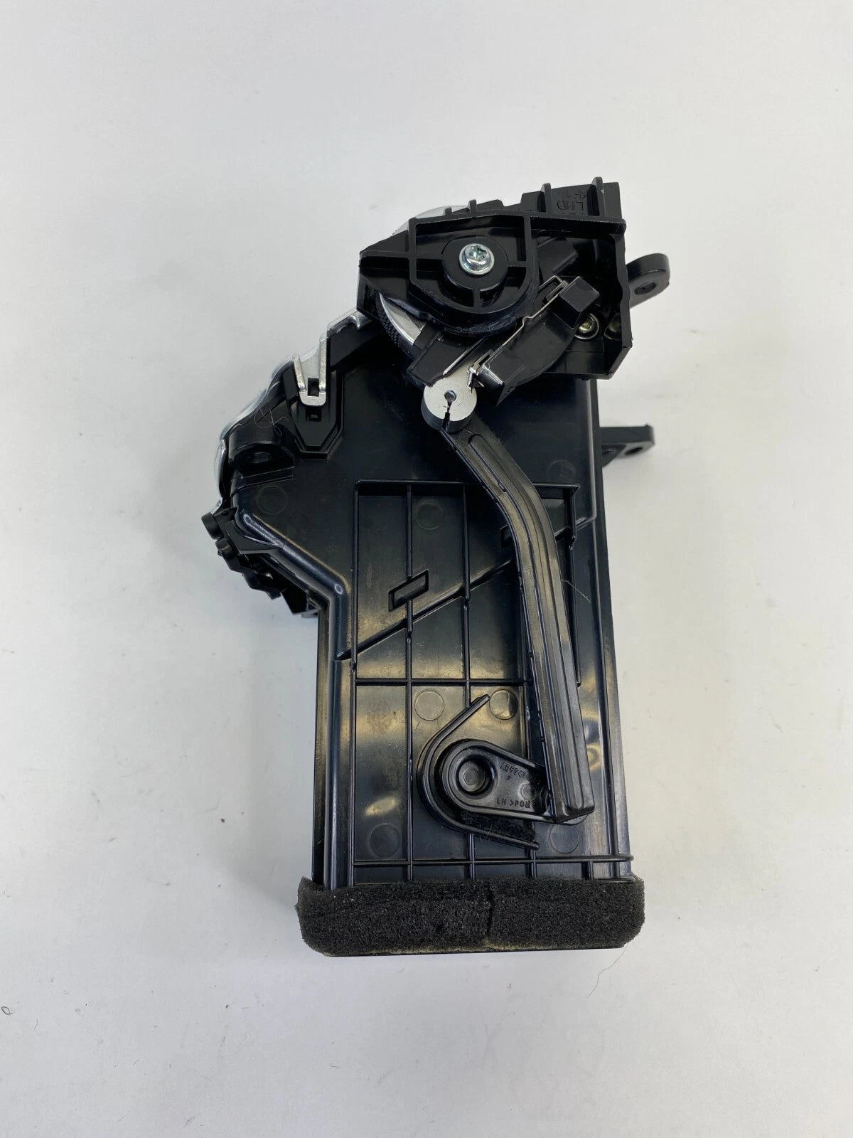 2011-2014 HYUNDAI SONATA REAR LEFT CENTER CONSOLE AC AIR VENT HEATER OUTLE GRILL