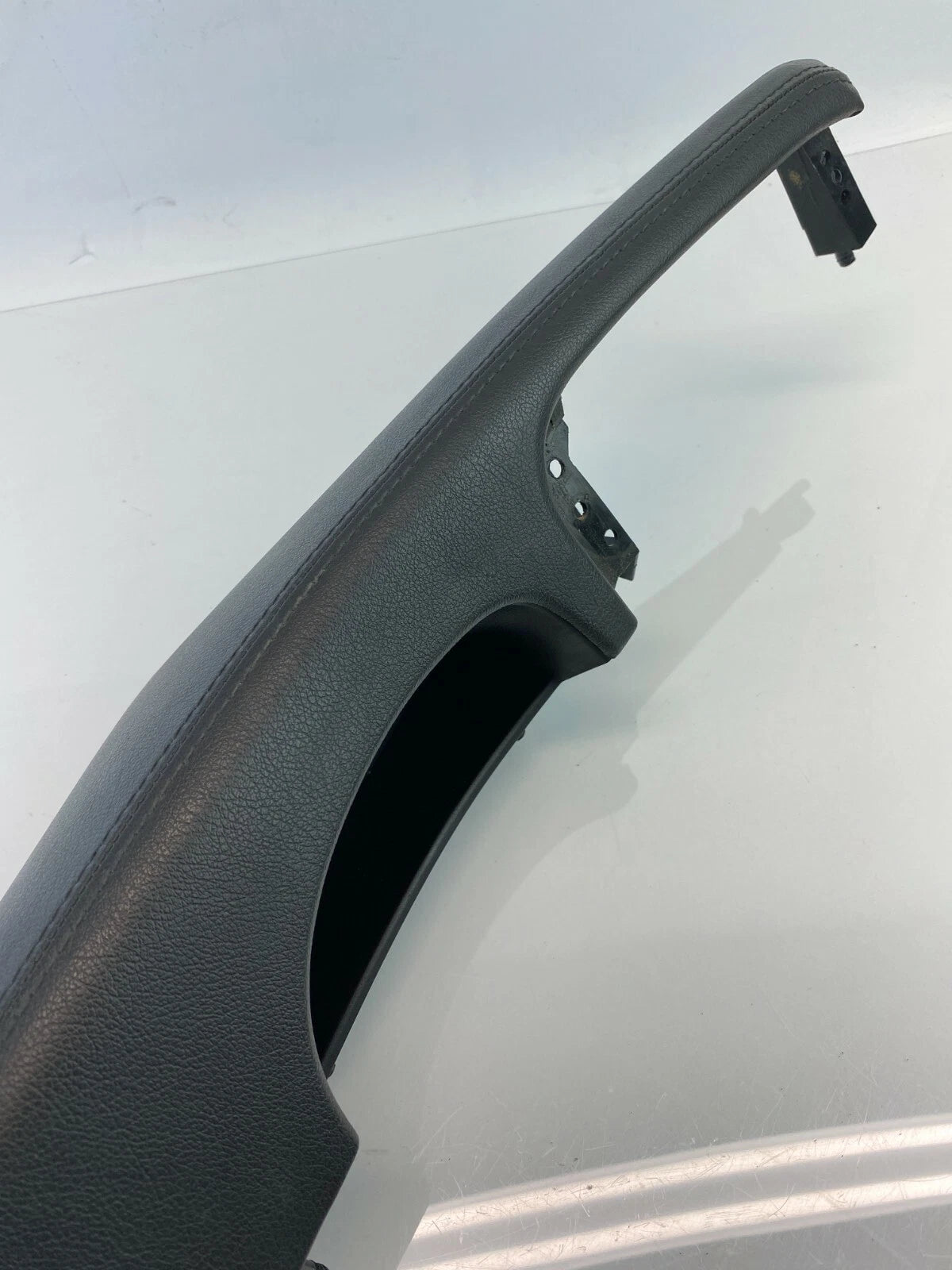2002-2006 JAGUAR S-TYPE FRONT RIGHT SIDE DOOR ARMREST ARM REST PANEL TRIM OEM