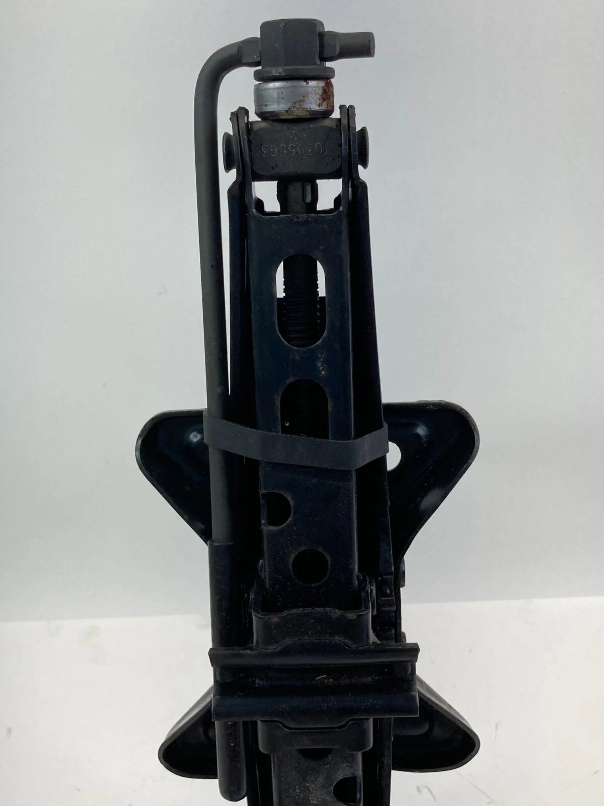 2002-2005 CHEVROLET MONTE CARLO EMERGENCY SPARE TIRE JACK & TOOL LUG WRENCH