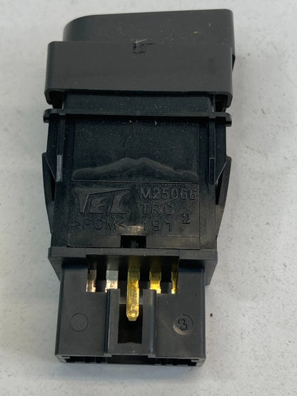 2006 2007 Pontiac Torrent SUV 4-DR 3.4L Center Dash Fog Light Switch M25066 OEM
