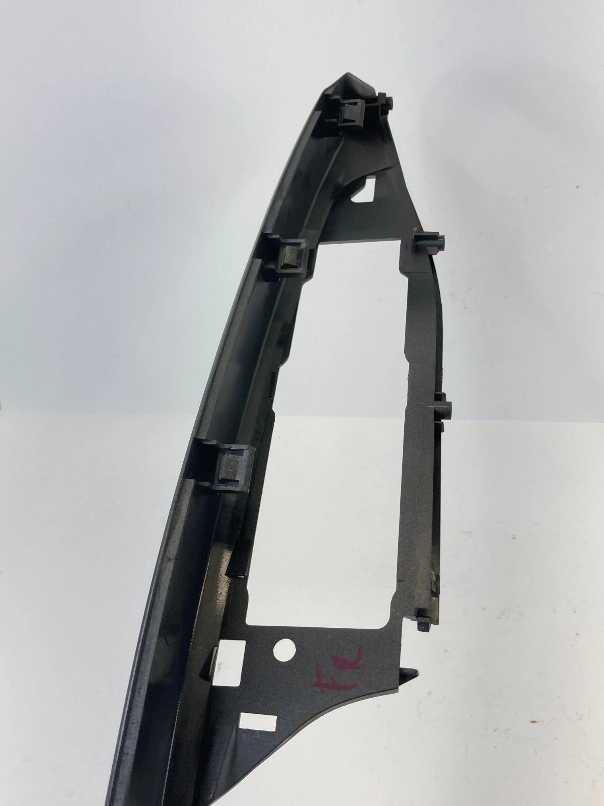 2010-2012 MAZDA CX-7 CX7 FRONT LEFT SIDE DOOR PULL HANDLE COVER TRIM PANEL OEM