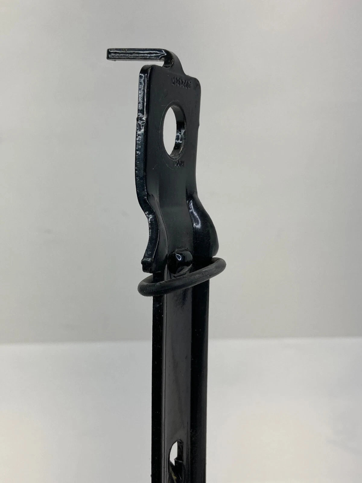 2006-2010 HYUNDAI SONATA SEDAN FRONT LEFT SEAT BELT SEATBELT HEIGHT ADJUSTER OEM