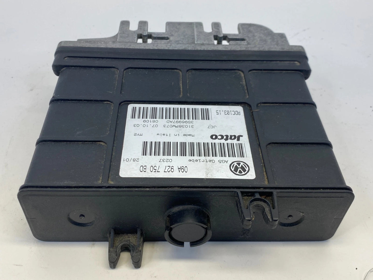 2003-2005 VOLKSWAGEN JETTA TRANSMISSION COMPUTER CONTROL MODULE OEM 09A927750BD