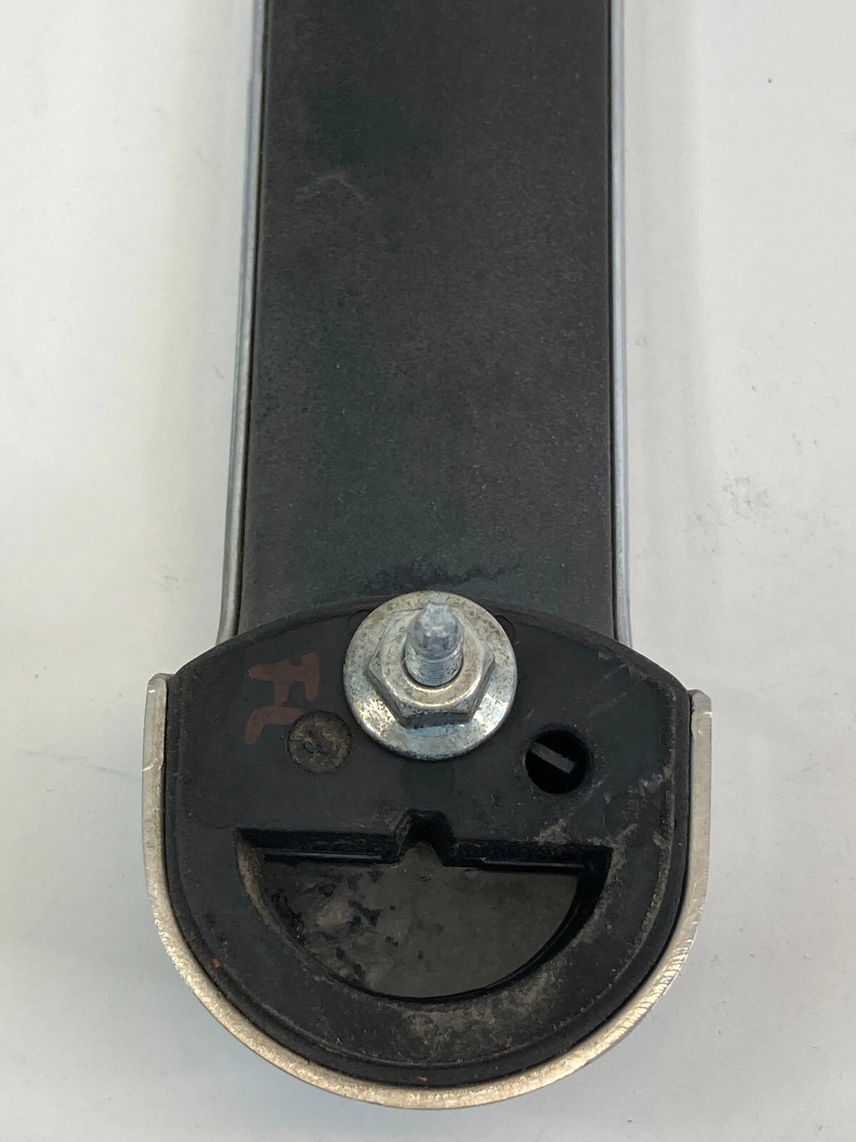 2010 2011 DODGE NITRO FRONT LEFT DRIVER SIDE EXTERIOR OUTSIDE DOOR HANDLE OEM