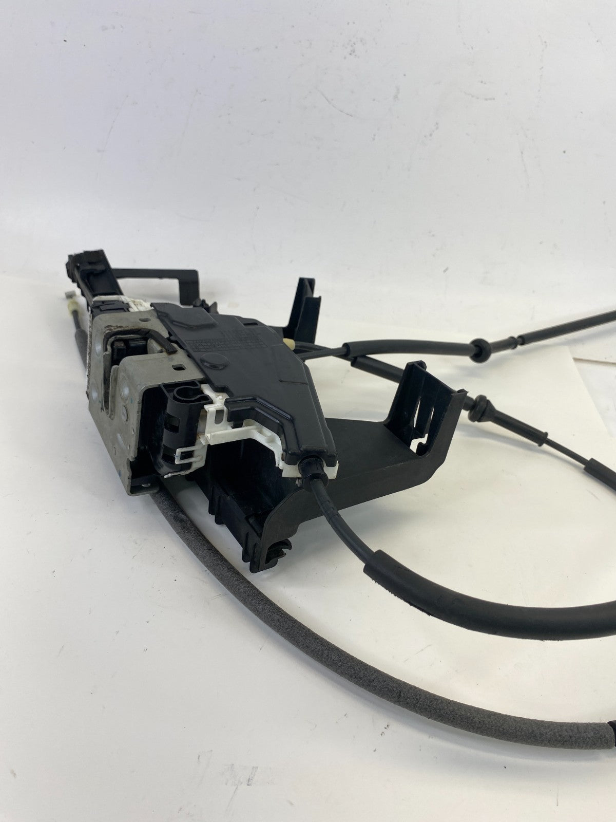 2015-2017 Chrysler 200 Front Left Door Lock Latch Release Actuator 04589913AE