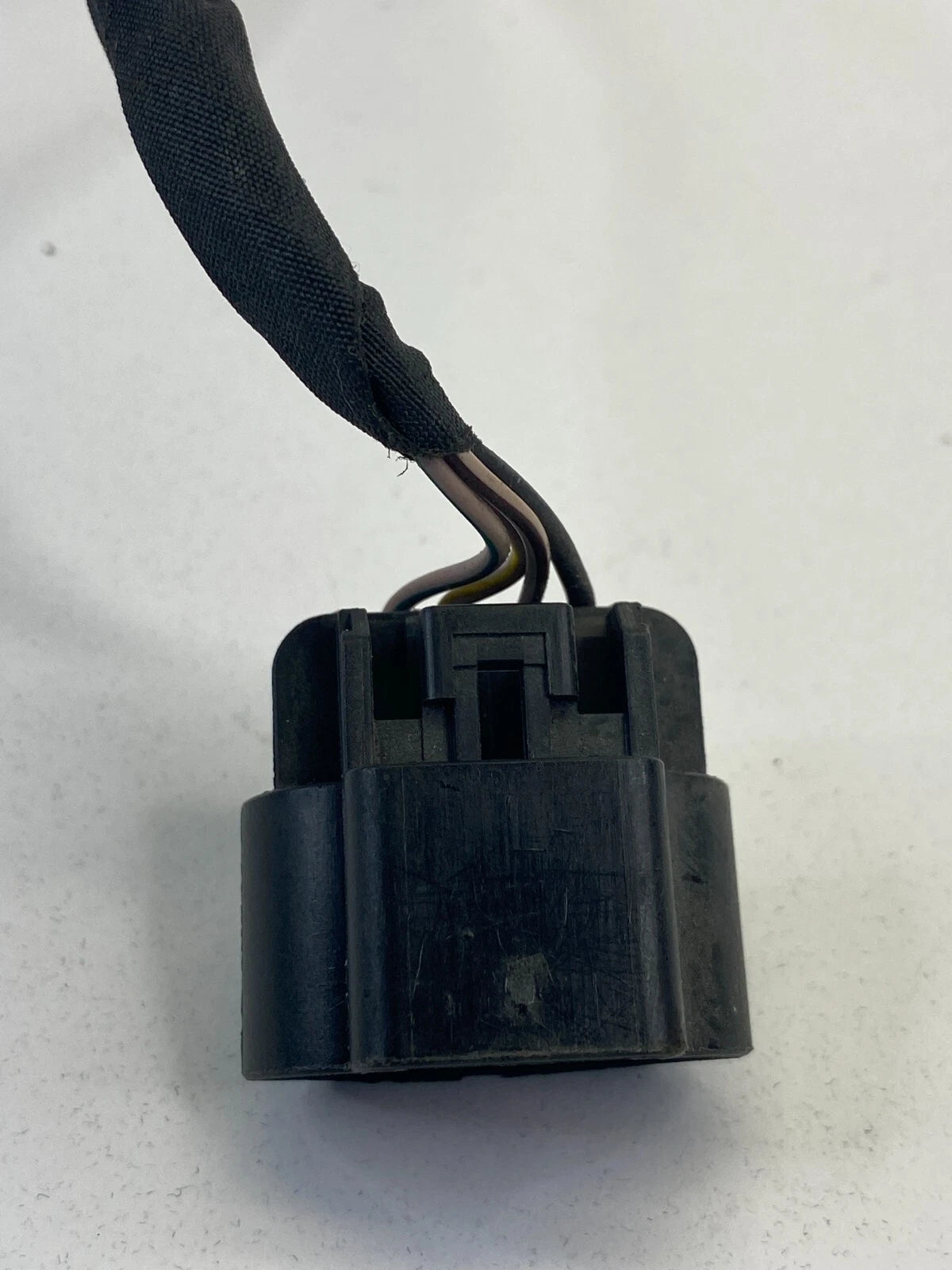 2013-2016 DODGE DART SEDAN REAR TRUNK TAIL LIGHT TAILLIGHT STOP LIGHT CONNECTOR