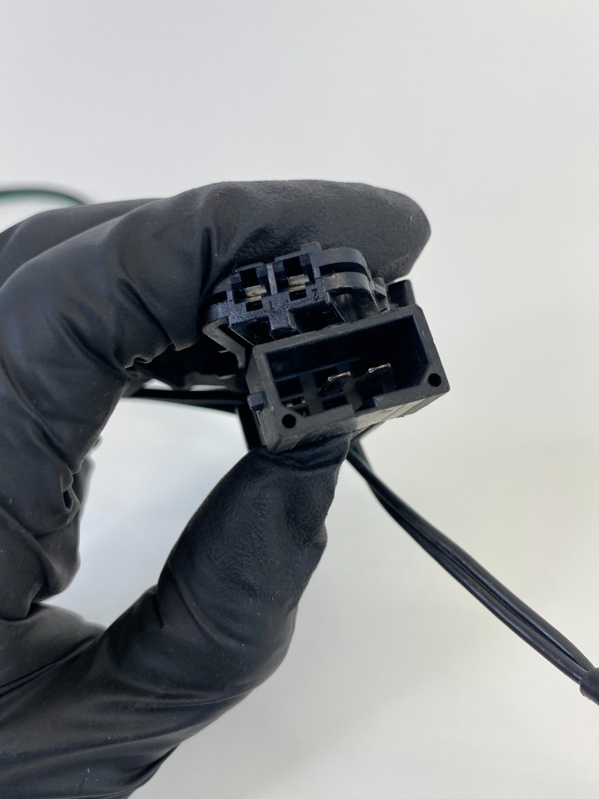 98-01 Audi A6 Quattro Front Left Side Interior Door Handle W/ Tweeter 4B0035399