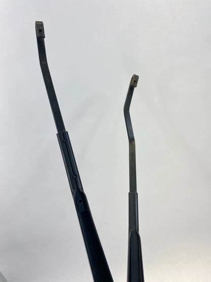 2007-2013 MITSUBISHI OUTTLANDER FRONT LEFT AND RIGHT WINDSHIELD WIPER ARM OEM