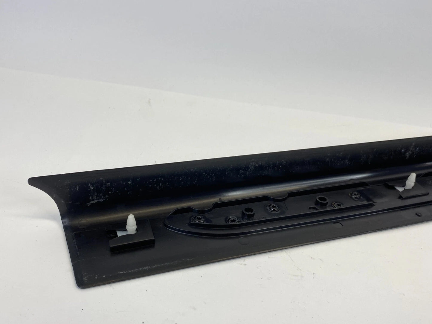 2004-2008 SAAB 9-3 FRONT LEFT SIDE DOOR SCUFF PLATE STEP TRIM PANEL 12803116 OEM