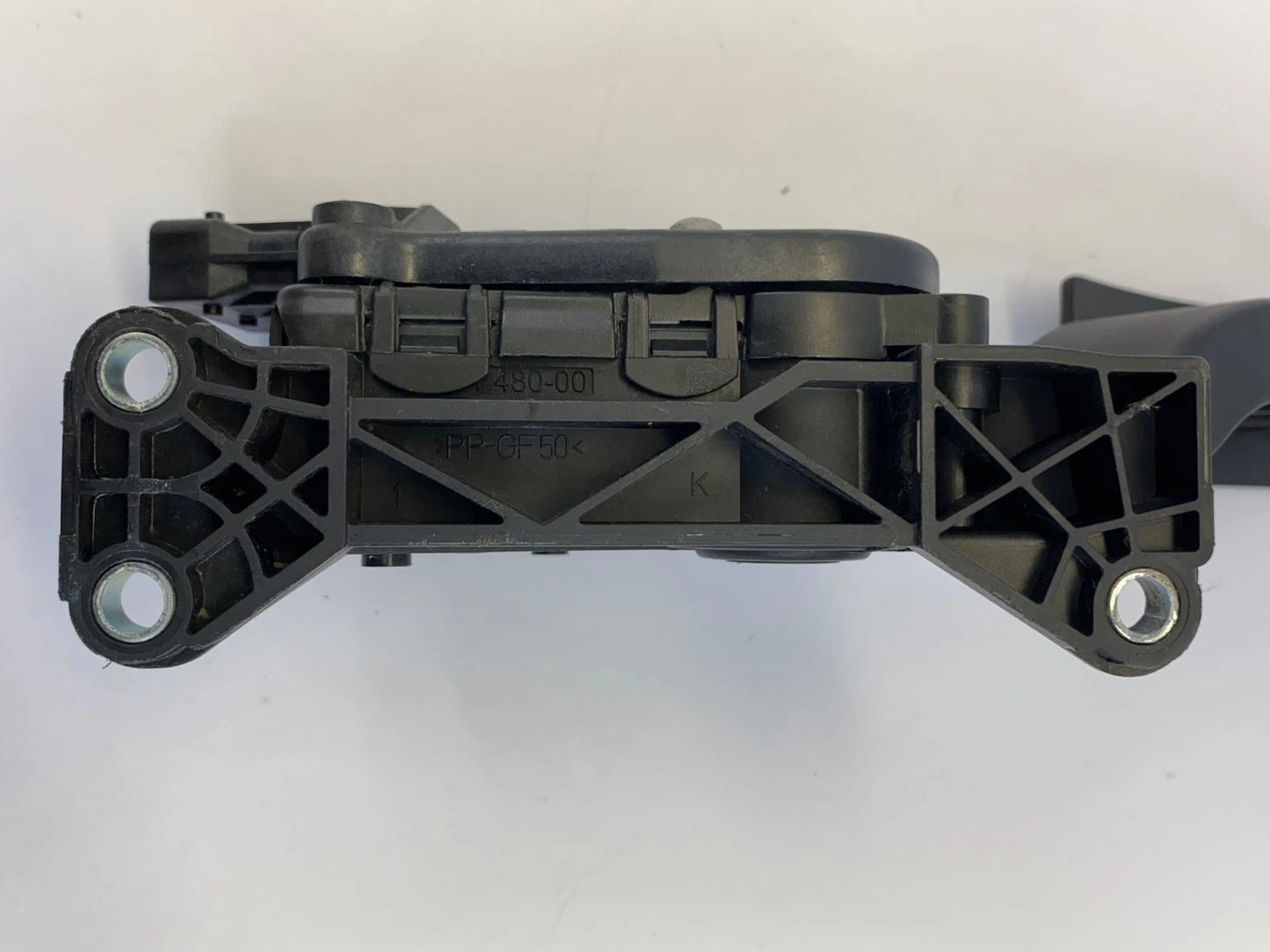 2002-2006 NISSAN ALTIMA 2.5L ACCELERATOR GAS PEDAL ASSEMBLY OEM 18002-4Z800