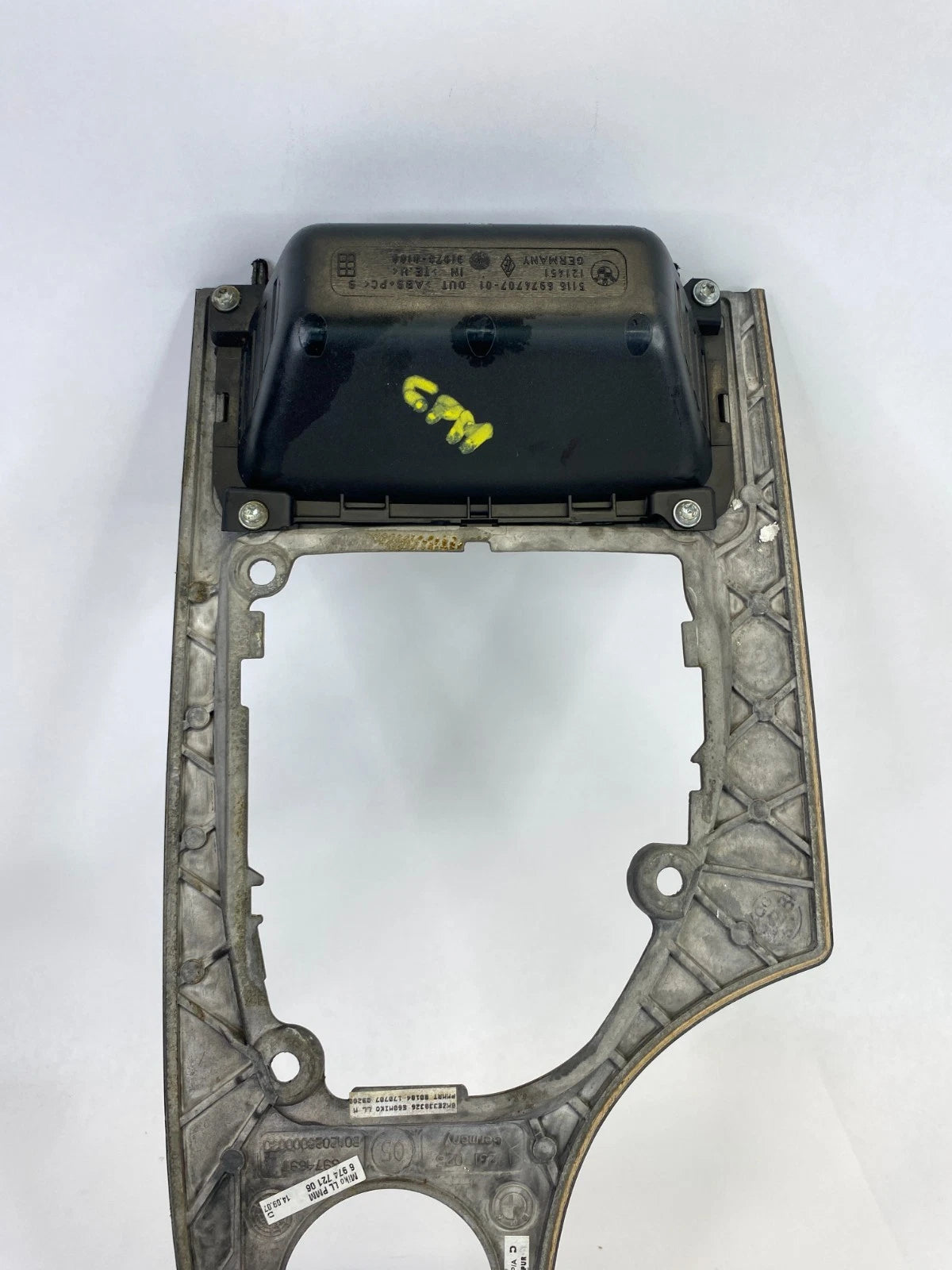 2008-2010 BMW E60 550i 08 535XI CENTER CONSOLE SHIFTER BEZEL W/O VOICE CONTROL