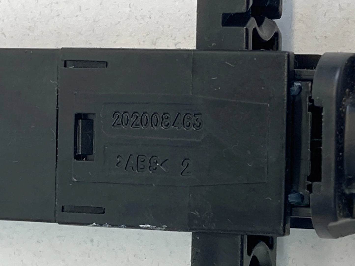 2010 2011 2012 2013 KIA FORTE DASH TRIP CONTROL SWITCH BUTTON 202008463 OEM