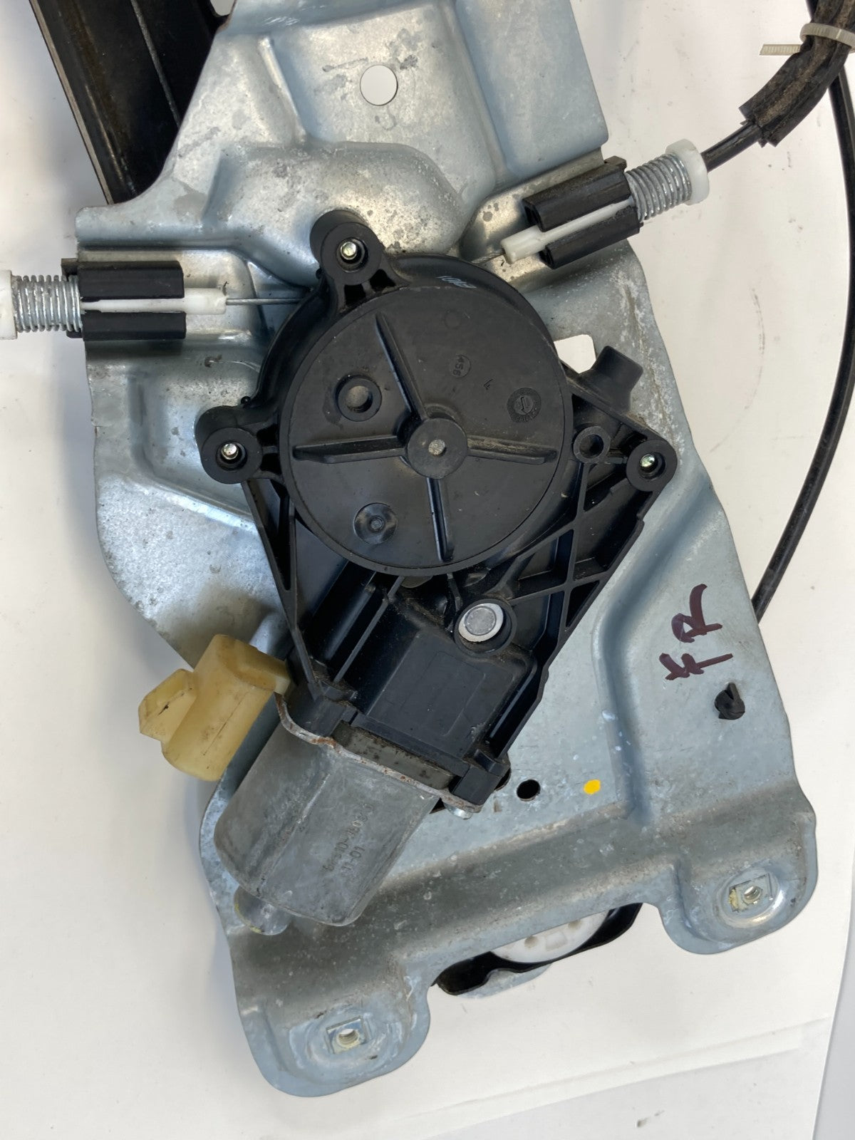 2010 2011 GMC Terrain Front Right Door Power Window Motor w Regulator 98810J3030