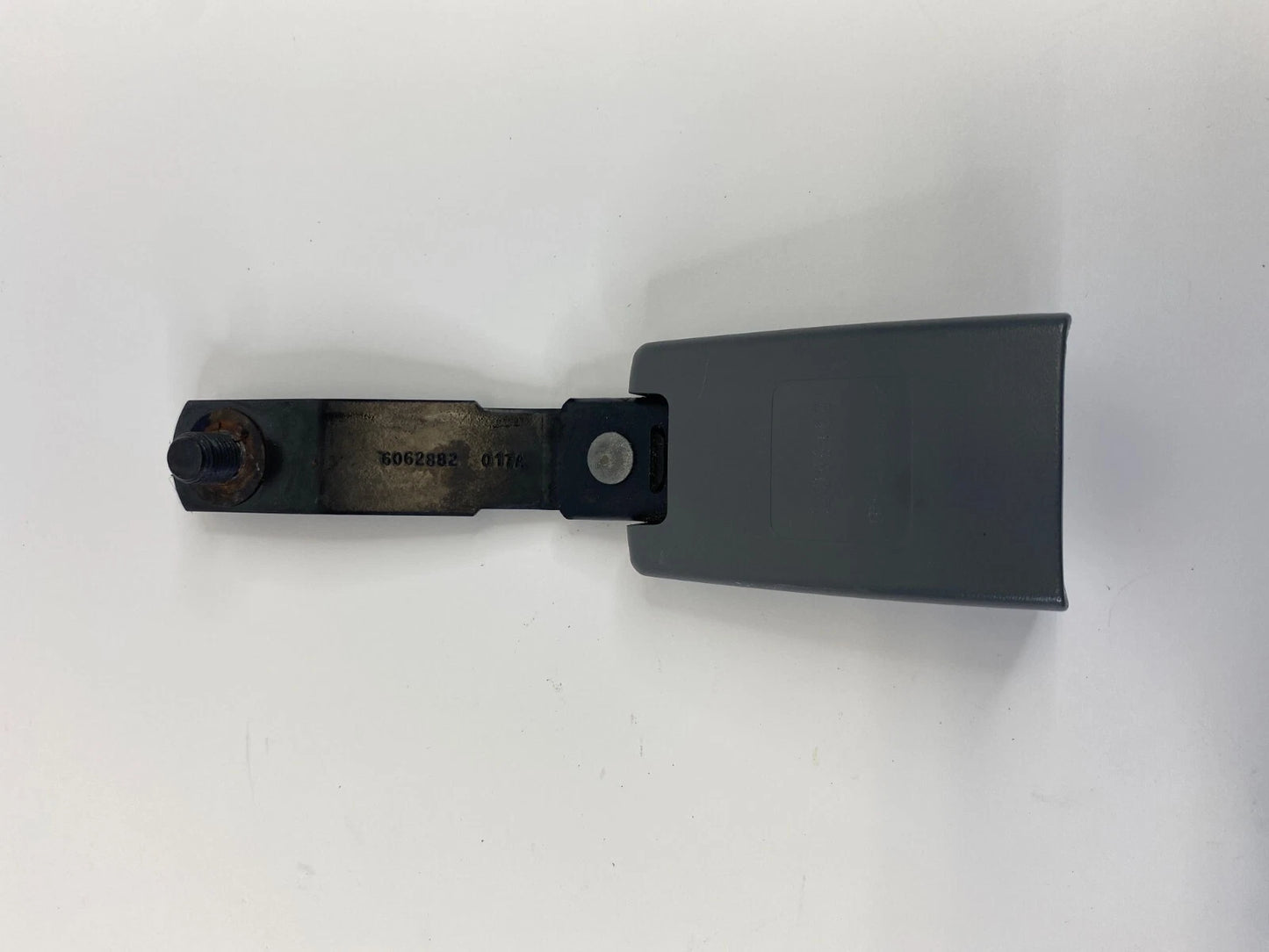 2008 2009 DODGE AVENGER FRONT RIGHT PASSENGER SEAT BELT BUCKLE OEM