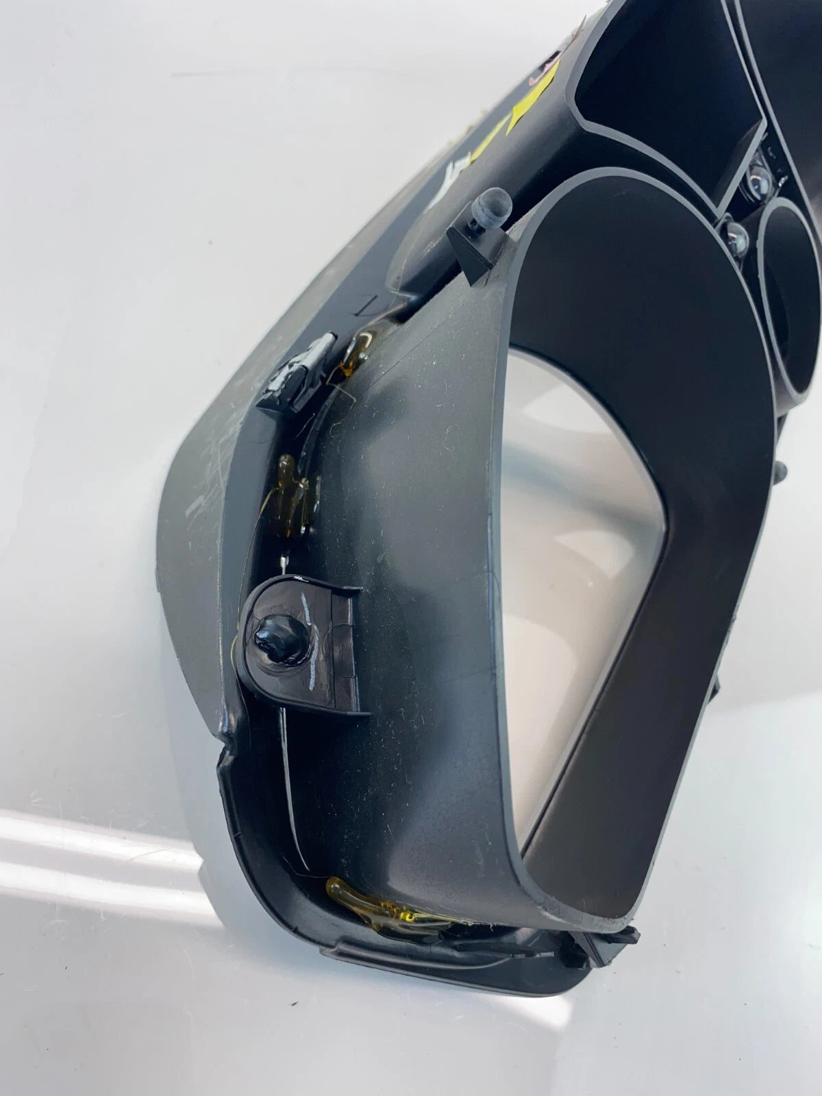 2009-2012 CHEVROLET TRAVERSE DASH SPEEDOMETER CLUSTER COVER BEZEL 20836170 OEM