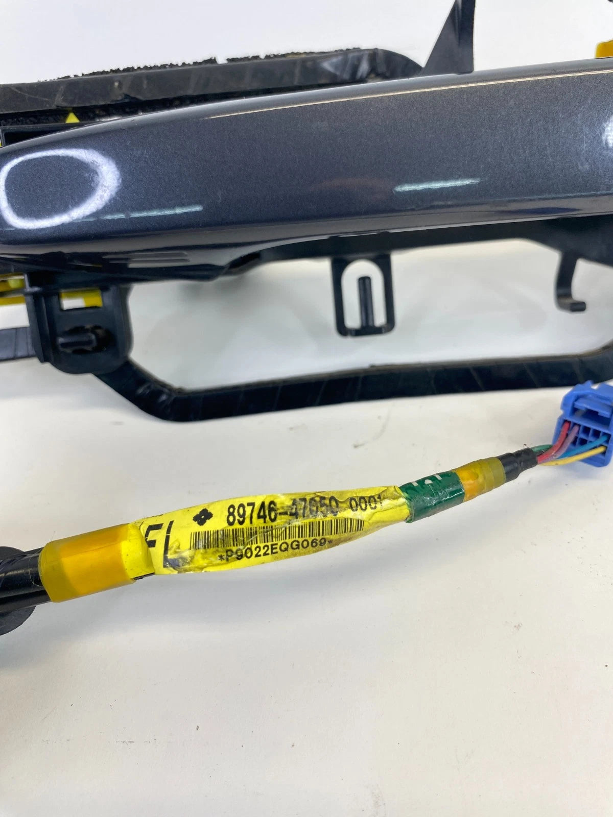 2010-2015 Toyota Prius Front Left Driver Exterior Door Handle Gray 89746-47050