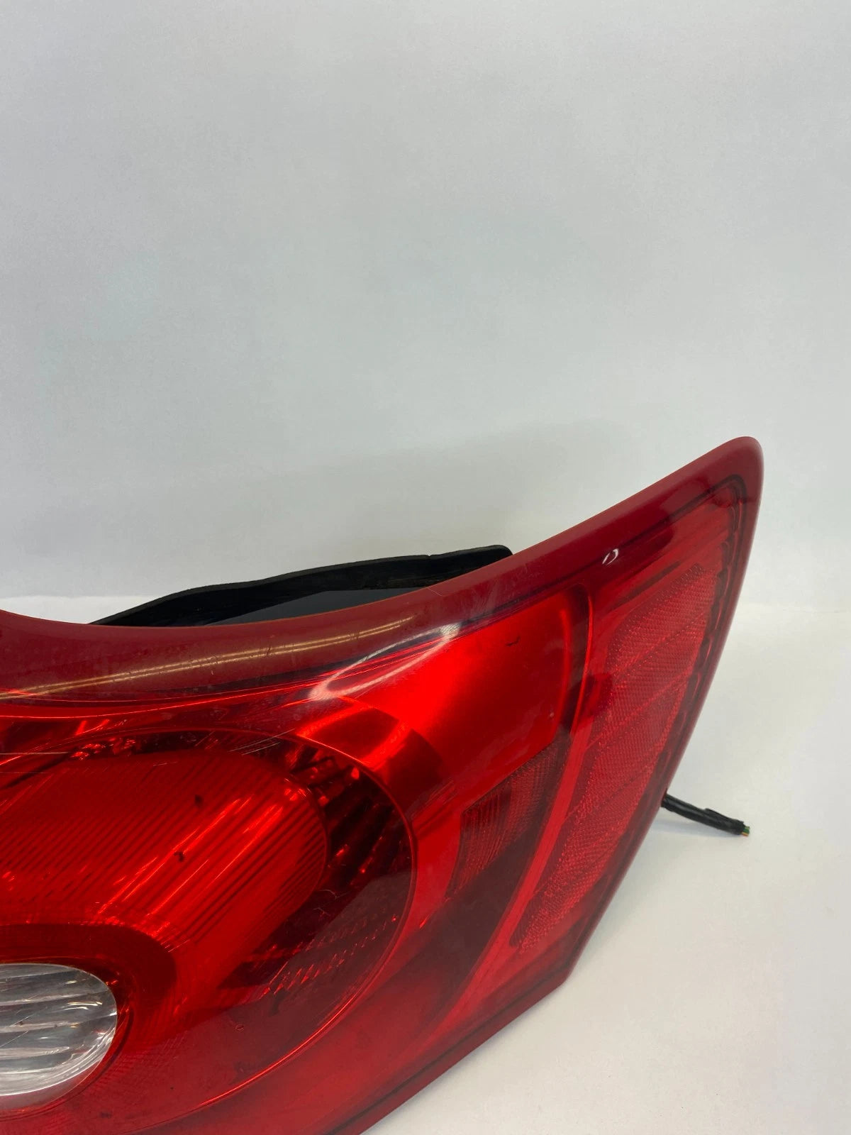 2010 2011 2012 2013 SUZUKI KIZASHI RIGHT PASSENGER TAILLIGHT TAIL LIGHT LAMP OEM