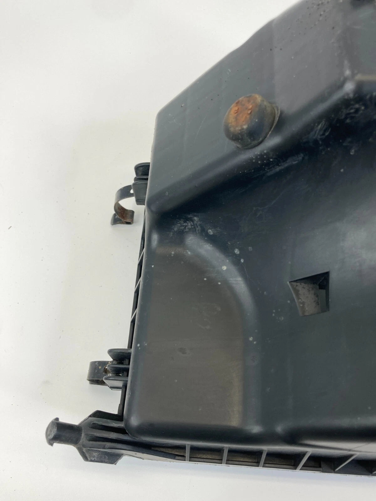 2011-2014 HYUNDAI SONATA 2.4L AIR CLEANER FILTER BOX LOWER CASE OEM 28112-3Q100