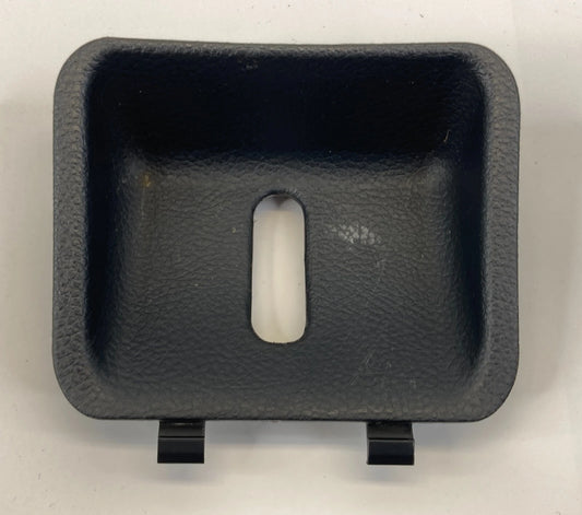 07-12 NISSAN VERSA HACHTBACK REAR TAILGATE LOCK COVER MASK KICKING PLATE OEM