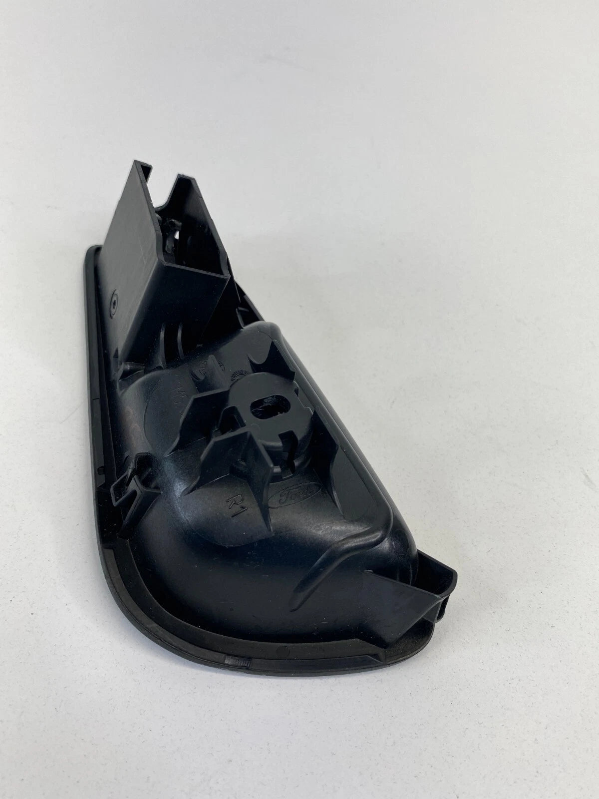 2012-2018 FORD FOCUS FRONT RIGHT PASSENGER SIDE INTERIOR DOOR HANDLE BM51-A22600
