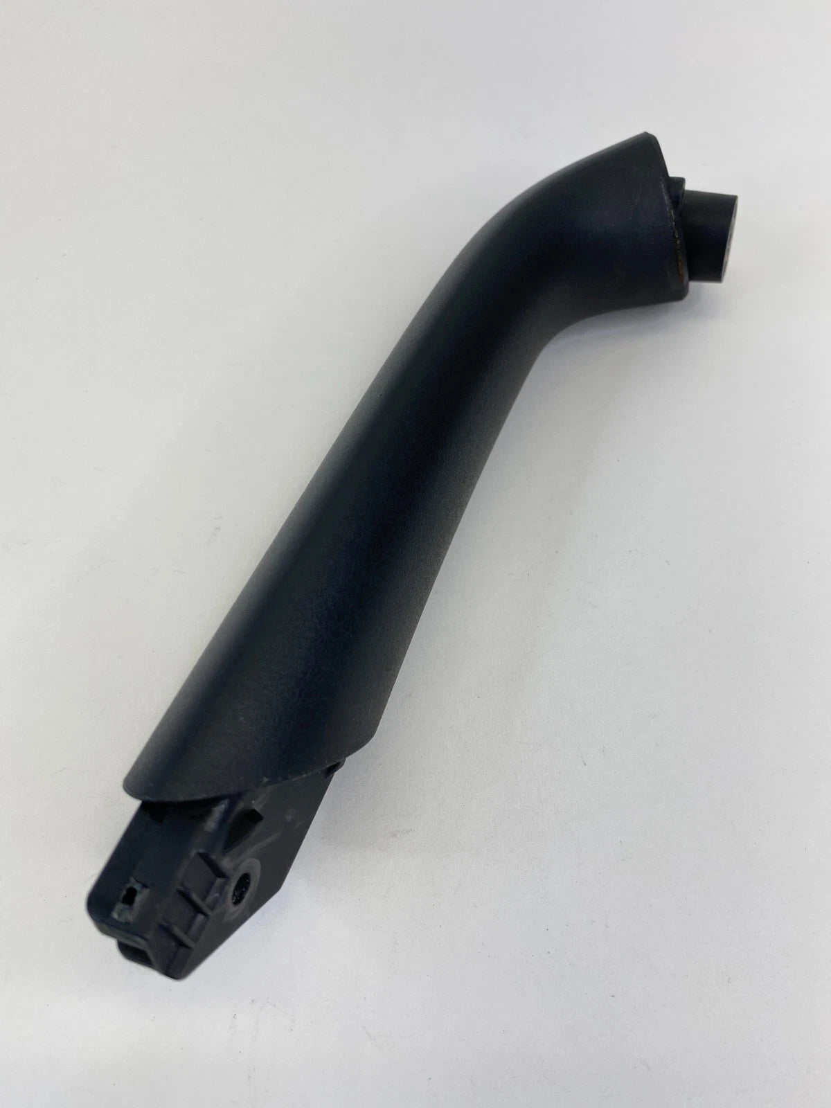 2012-2015 VOLKSWAGEN PASSAT FRONT RIGHT SIDE DOOR PANEL PULL HANDLE ASSEMBLY OEM