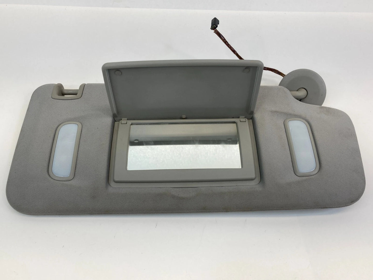2009-2017 TRAVERSE 2008-2017 ENCLAVE RIGHT PASSENGER SUNVISOR SUN VISOR GRAY OEM
