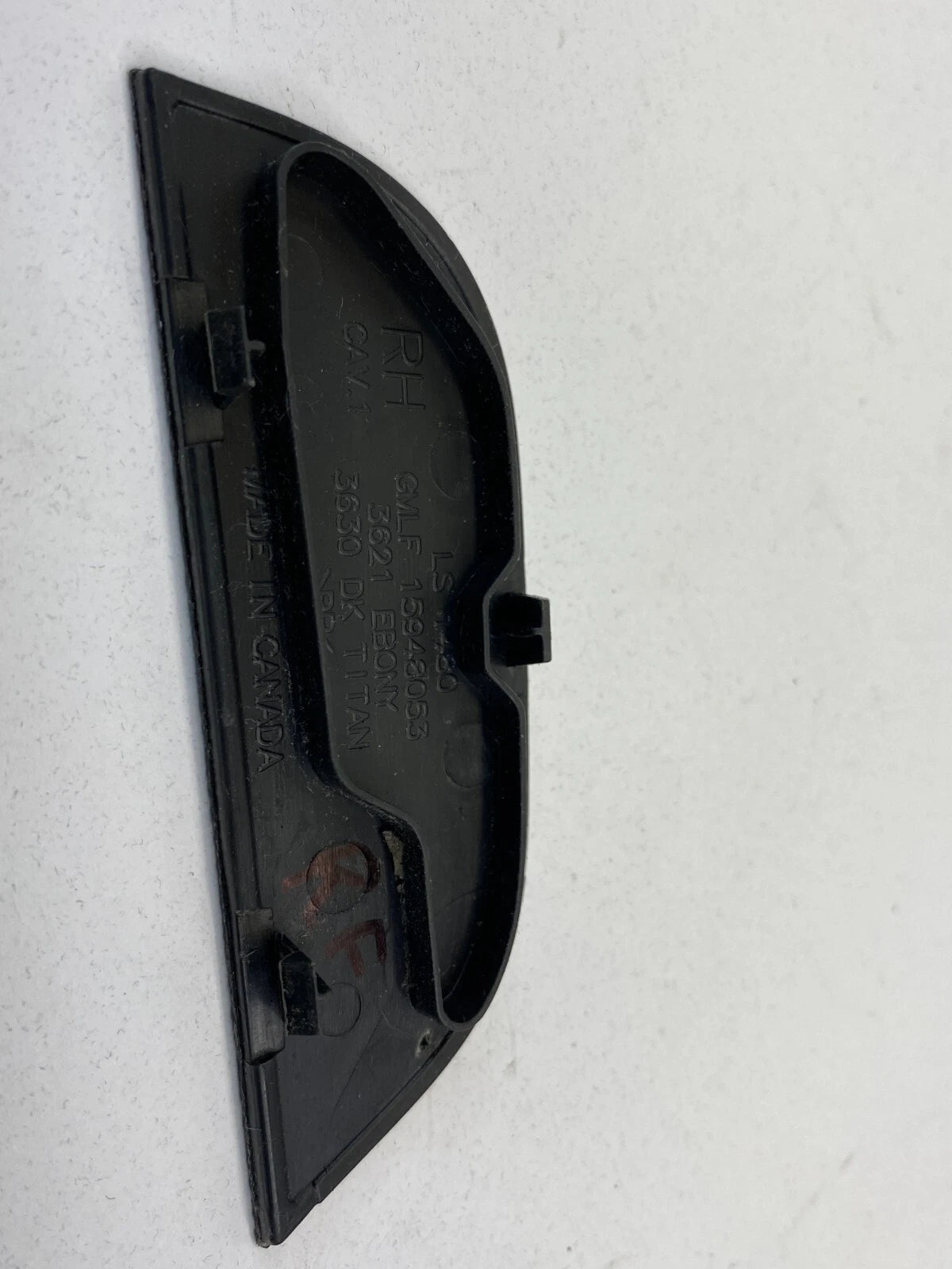 2009-2012 CHEVROLET TRAVERSE FRONT RIGHT DOOR ARMREST TRIM COVER CAP 15948053