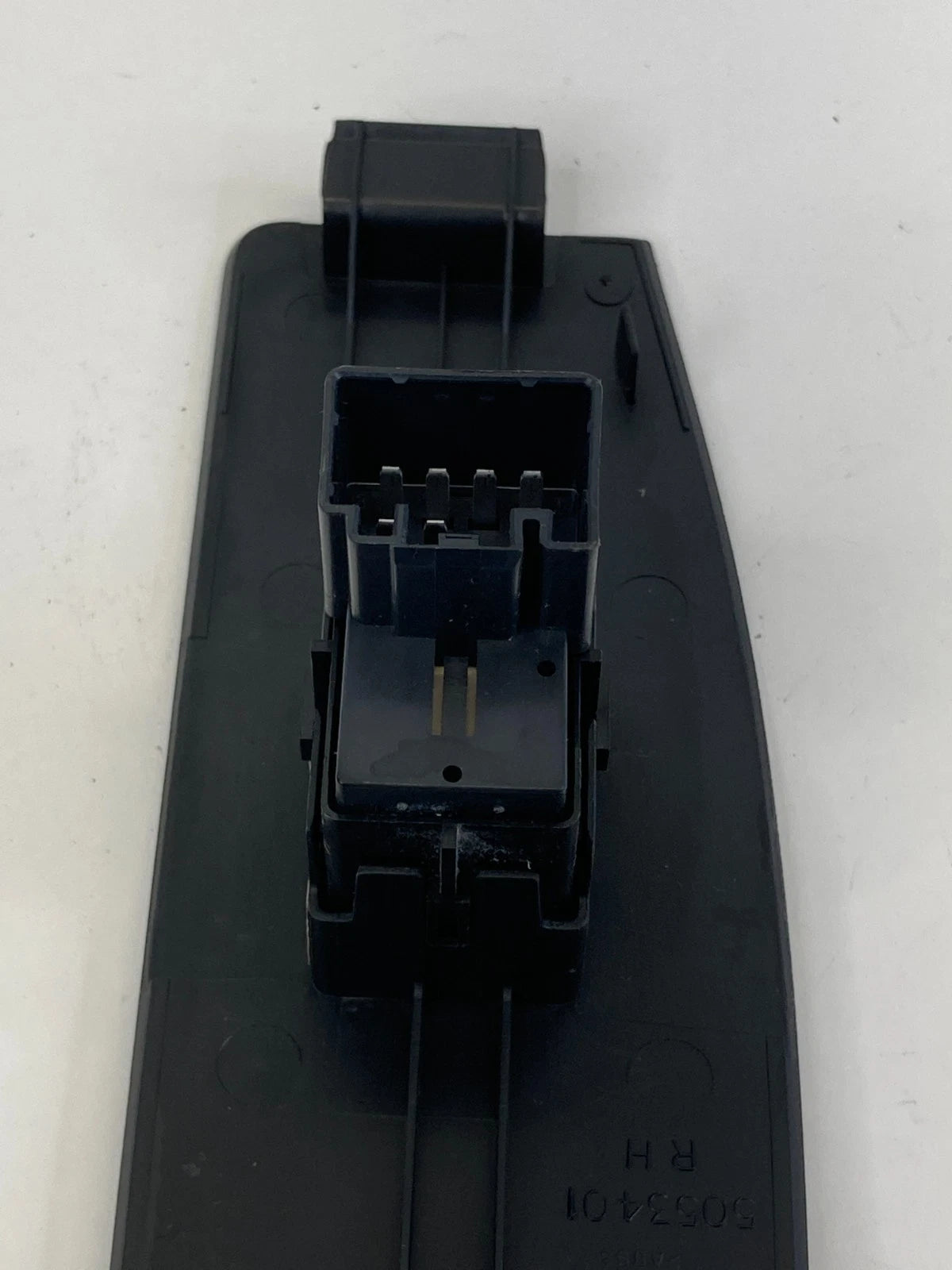 2013-2019 Ford Taurus Police Interceptor Sedan Front Right Power Window Switch